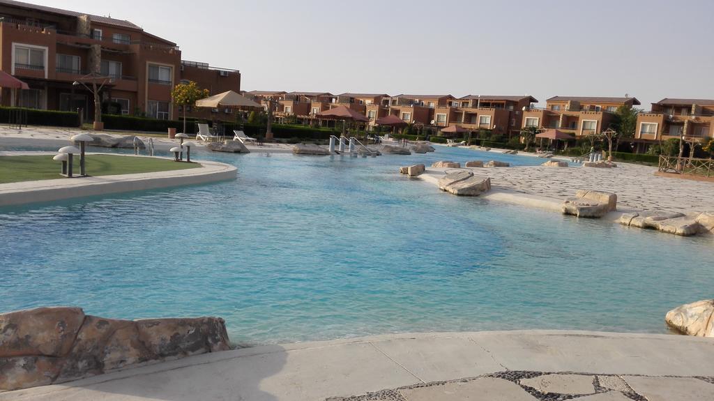 Three-Bedroom Garden Chalet At Marina Wadi Degla For Families Ain Sukhna Bilik gambar