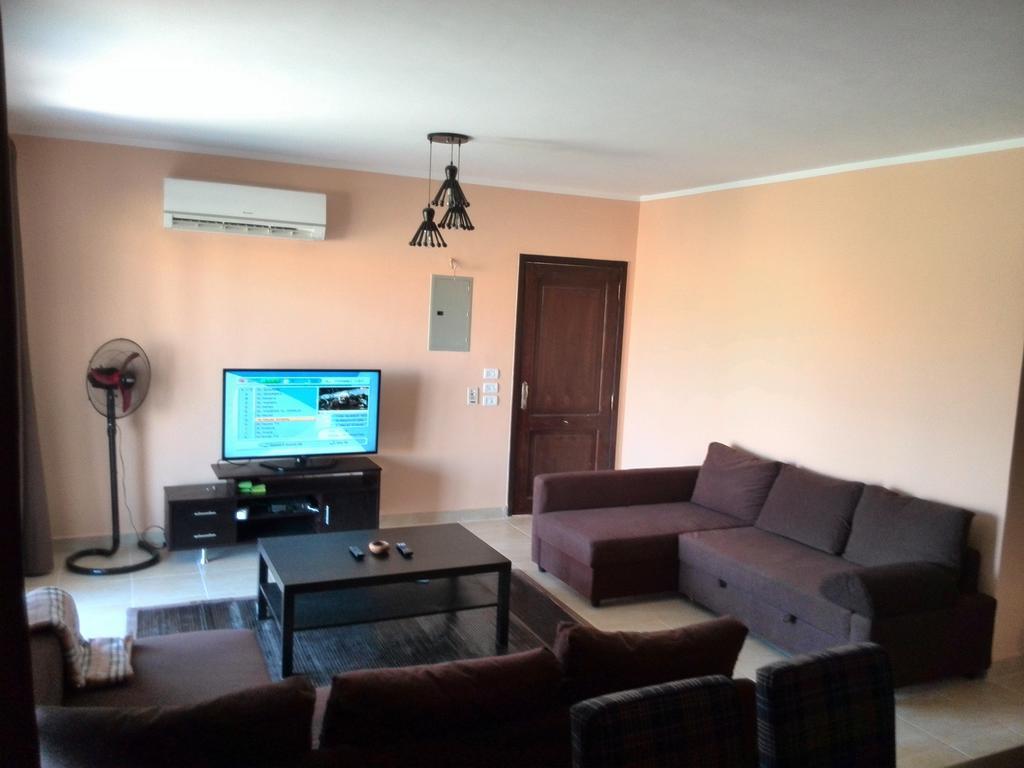 Three-Bedroom Garden Chalet At Marina Wadi Degla For Families Ain Sukhna Bilik gambar